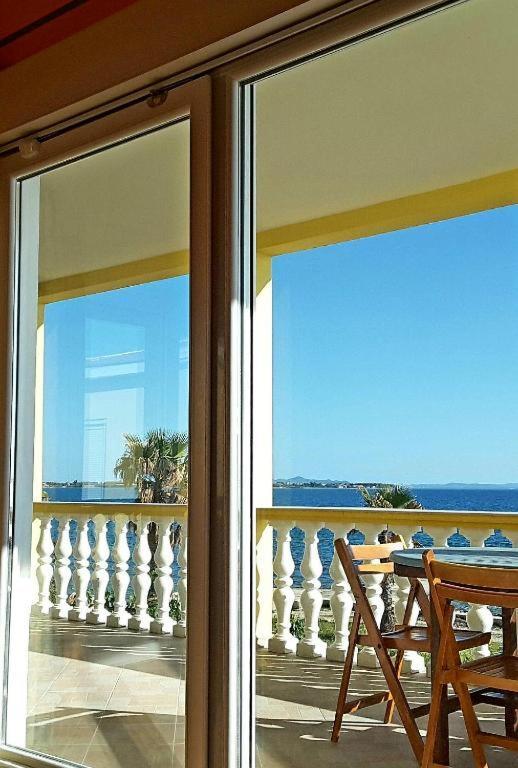 Deby Beach House Vir Extérieur photo
